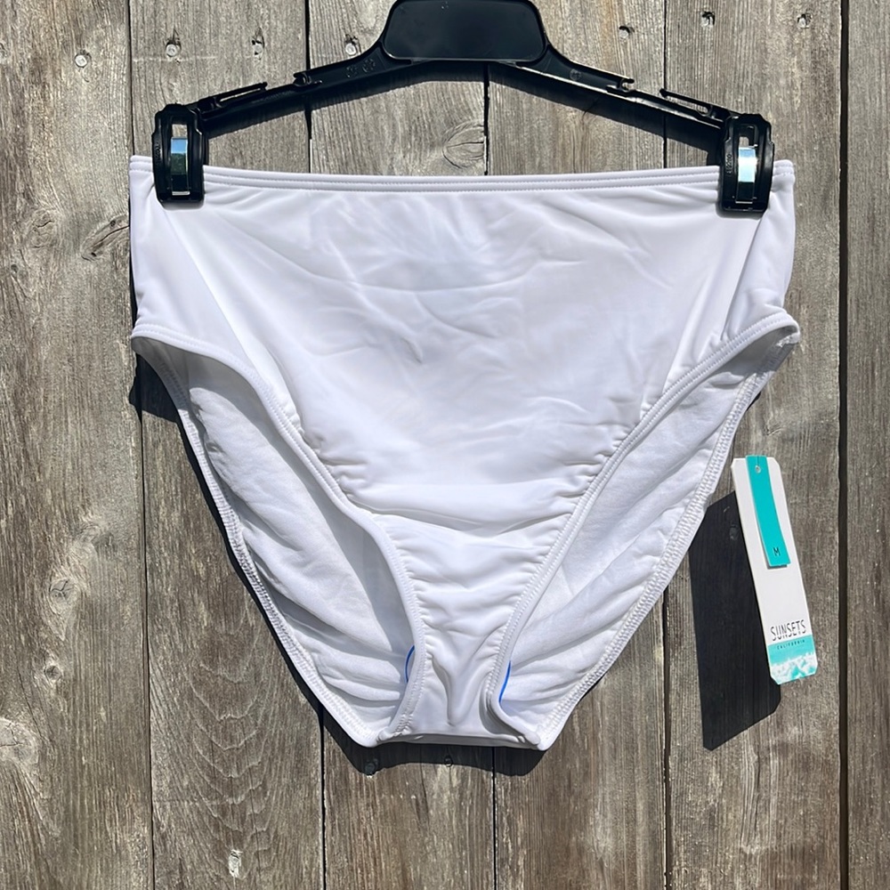 Sunsets California White The High Road Bikini Bottom,Size Medium,NWT